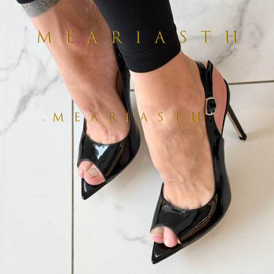 Sandały ze skóry lakierowanej  – Women Shoes Japanese Brand recenzja i cena